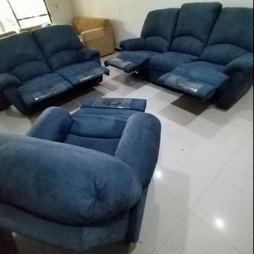 Sofá reclinable Bolivia Sofas & Juegos de living Construex